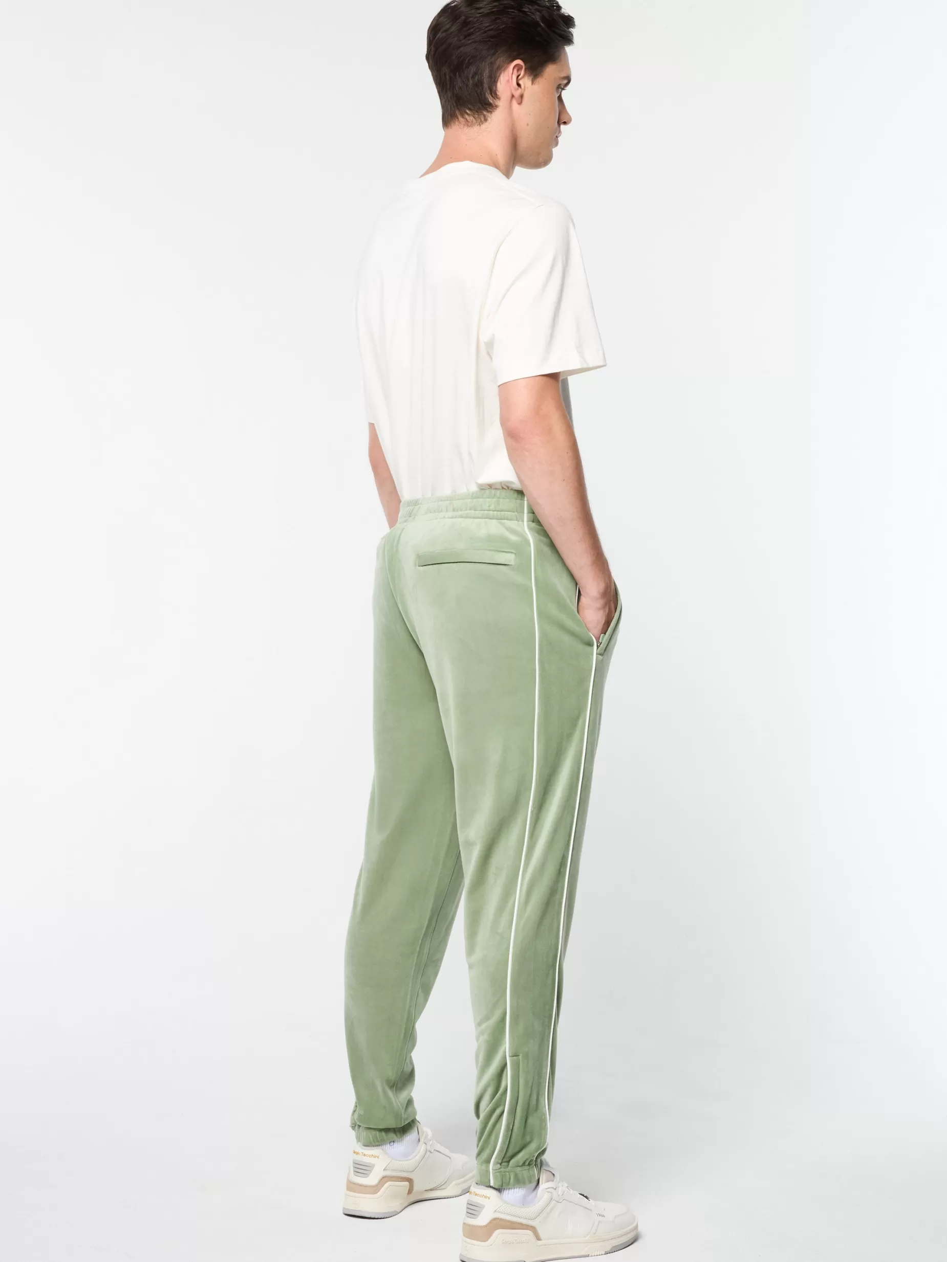 lioni_velour_track_pant_hedge_green_4.webp Sergio Tacchini Lioni Velour Track Pant-